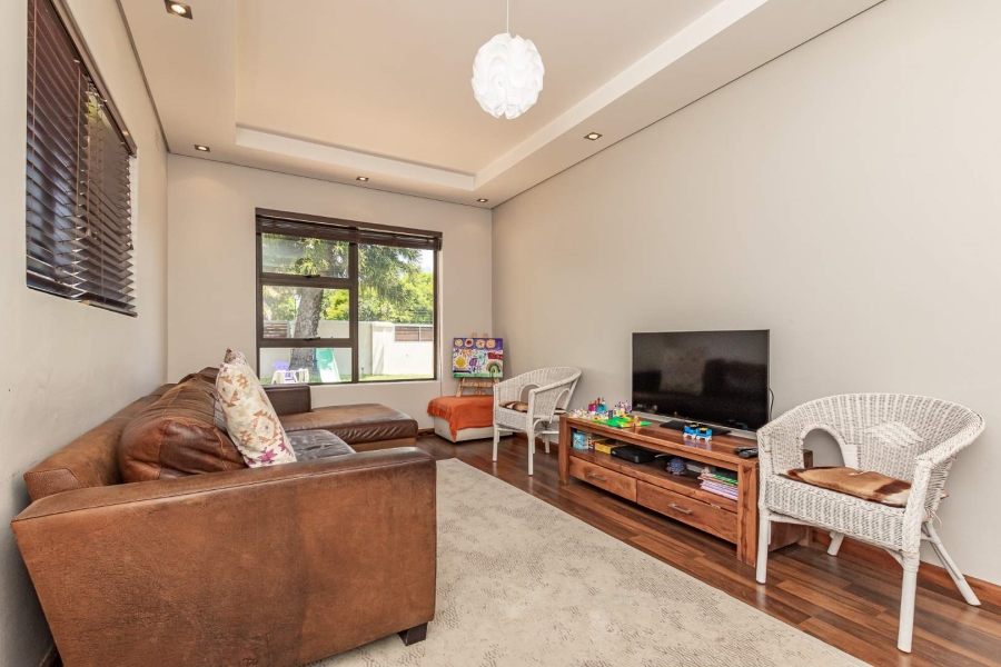 To Let 3 Bedroom Property for Rent in Claremont Western Cape